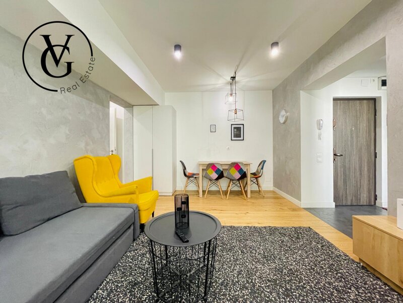 Centrul Vechi, apartament 2 camere, afacere la cheie.